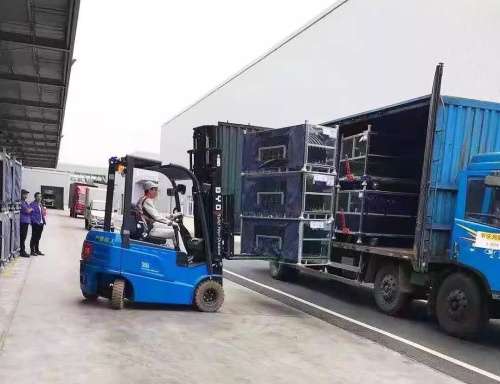 Nice！长城汽<font color='#1d9ed2'>车</font>为<font color='#1d9ed2'>比</font><font color='#1d9ed2'>亚</font><font color='#1d9ed2'>迪</font><font color='#1d9ed2'>叉</font><font color='#1d9ed2'>车</font>投下信任票