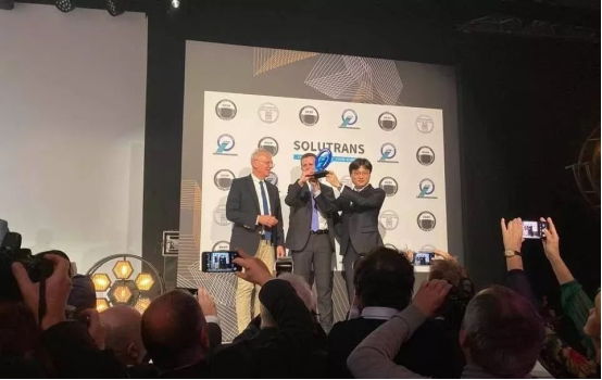 <font color='#1d9ed2'>现</font><font color='#1d9ed2'>代</font>商用车荣获”国际年度卡车创新奖”